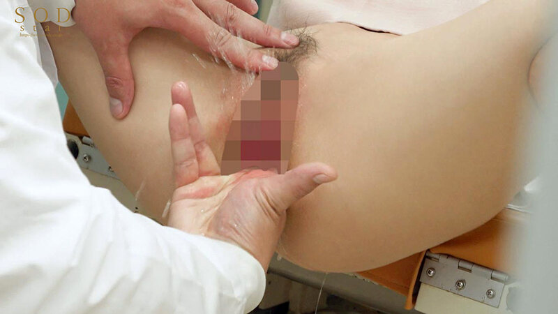 検診と言う名のただの手マン責めプレイ【宮島めい】