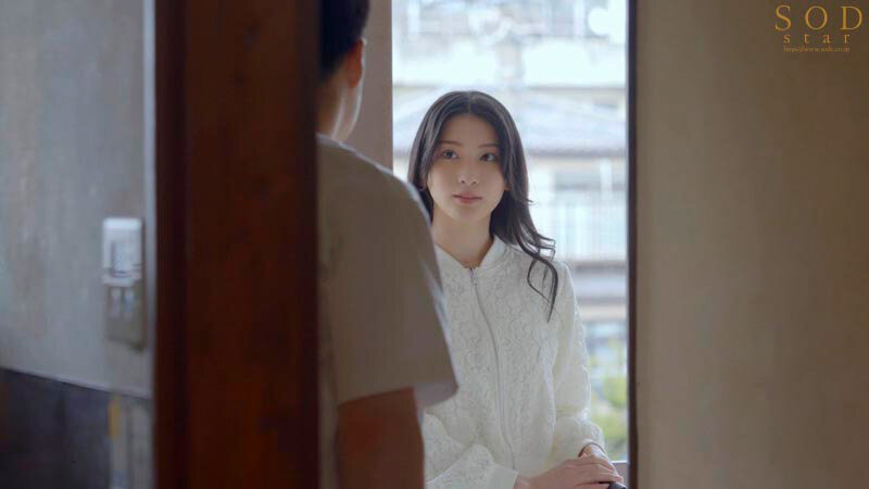 【本庄鈴】徐々に距離感が縮まり…遂に対面する美人妻と隣人の男