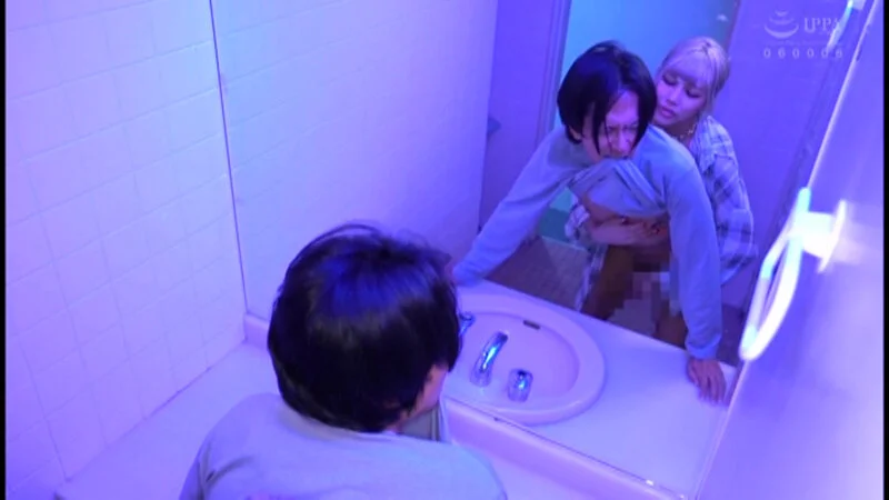 【鳳カレン】トイレの鏡の前で痴女られるプレイ