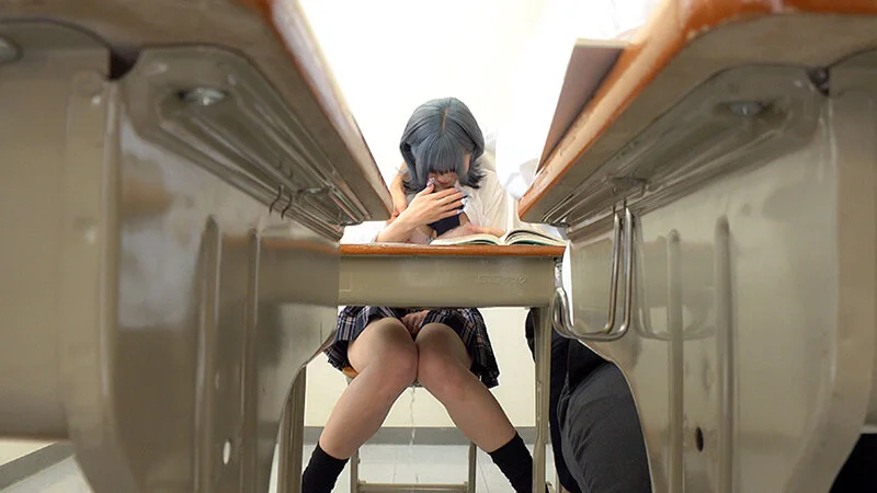 授業中に激チク乳首責め