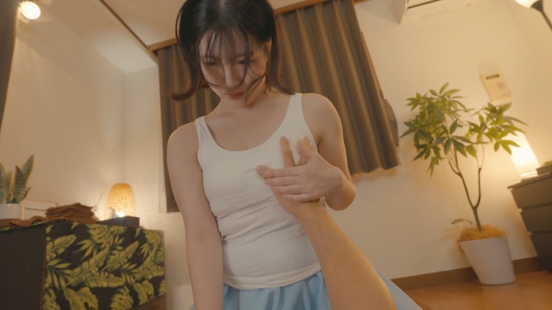 【小鈴みかん】乳首への責めをおねだりしてくるメンズエステ嬢